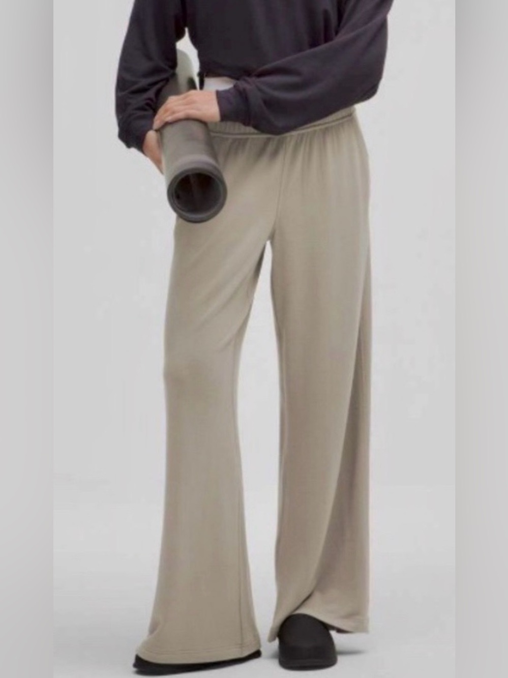 Lululemon BeCalm Soft Mid-Rise Wide Leg Pants Size L